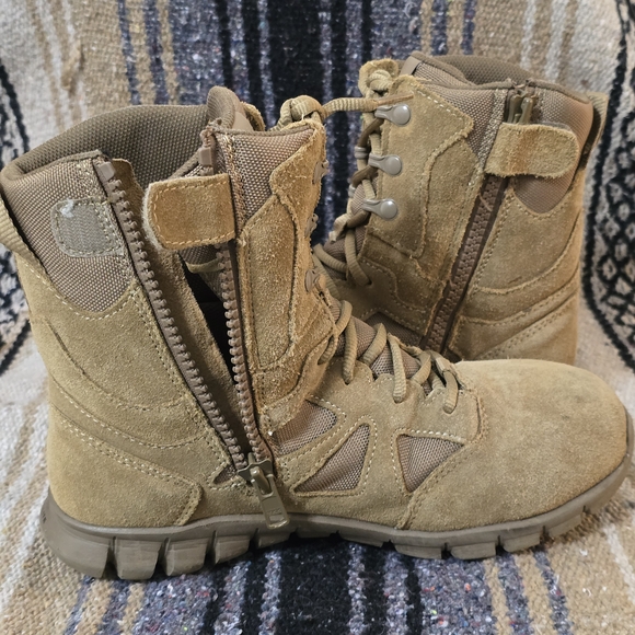 Reebok Men\'s Sublite Cushion EH Tactical Boots RB8809 Size 7M